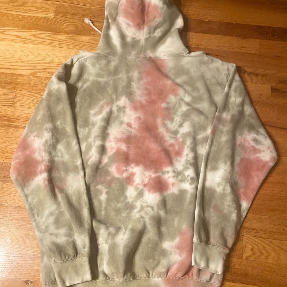 EPTM sweatshirt NWT